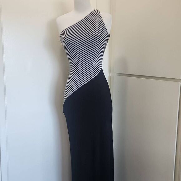 Tadashi Shoji Sleeveless One Shoulder Knit Gown, Pre-Owned, Sz. S - Picture 1 of 8